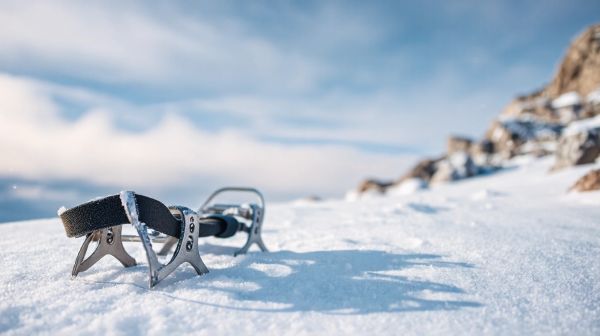 Top crampons pour affronter la neige en toute sécurité